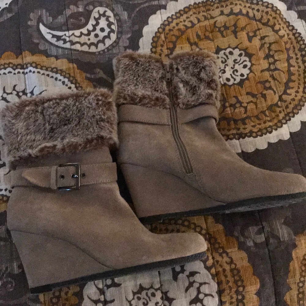 Aerosoles wedges